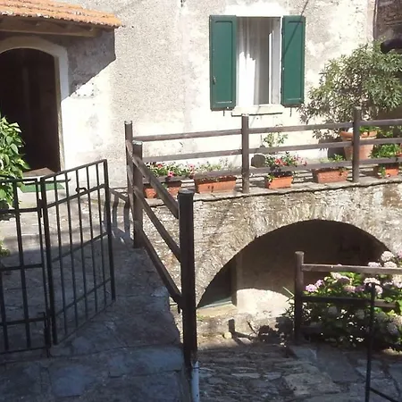 Casa Emilia Holiday home